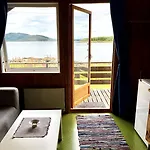 Kemping Base Camp Hamaroy Sørkil