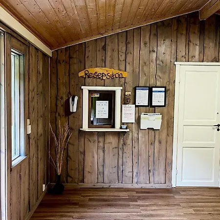 مكان تخييم Base Camp Hamaroy