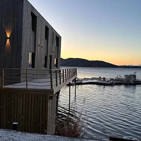 Fjordcamping 3*