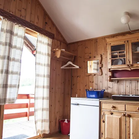 مكان تخييم Base Camp Hamaroy 3*