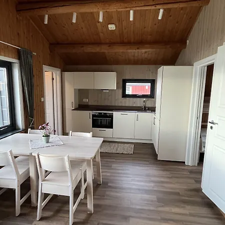 مكان تخييم Base Camp Hamaroy