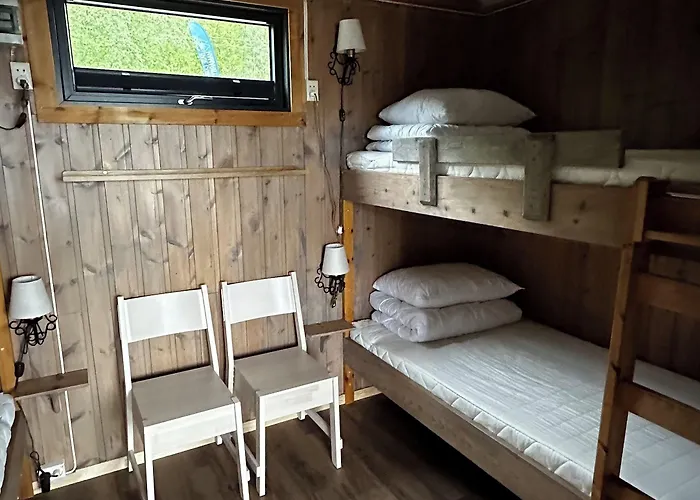 Base Camp Hamaroy Parque de Campismo 3*