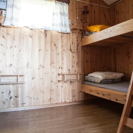 Base Camp Hamaroy Sørkil