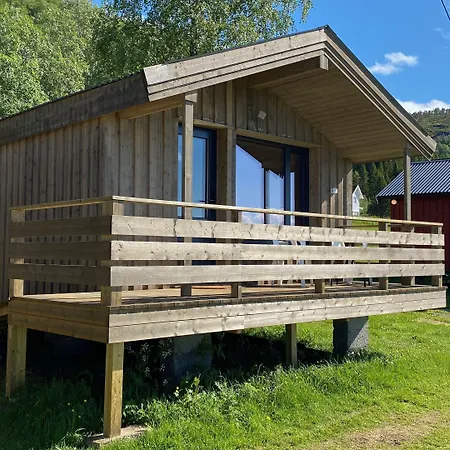 Base Camp Hamaroy Parque de Campismo Sorkil